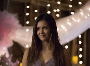 Lire la suite à propos de l’article The Vampire Diaries : Elena referme son journal pour le moment…