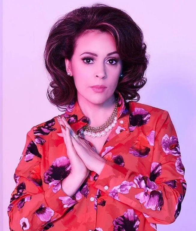 insatiable alyssa milano